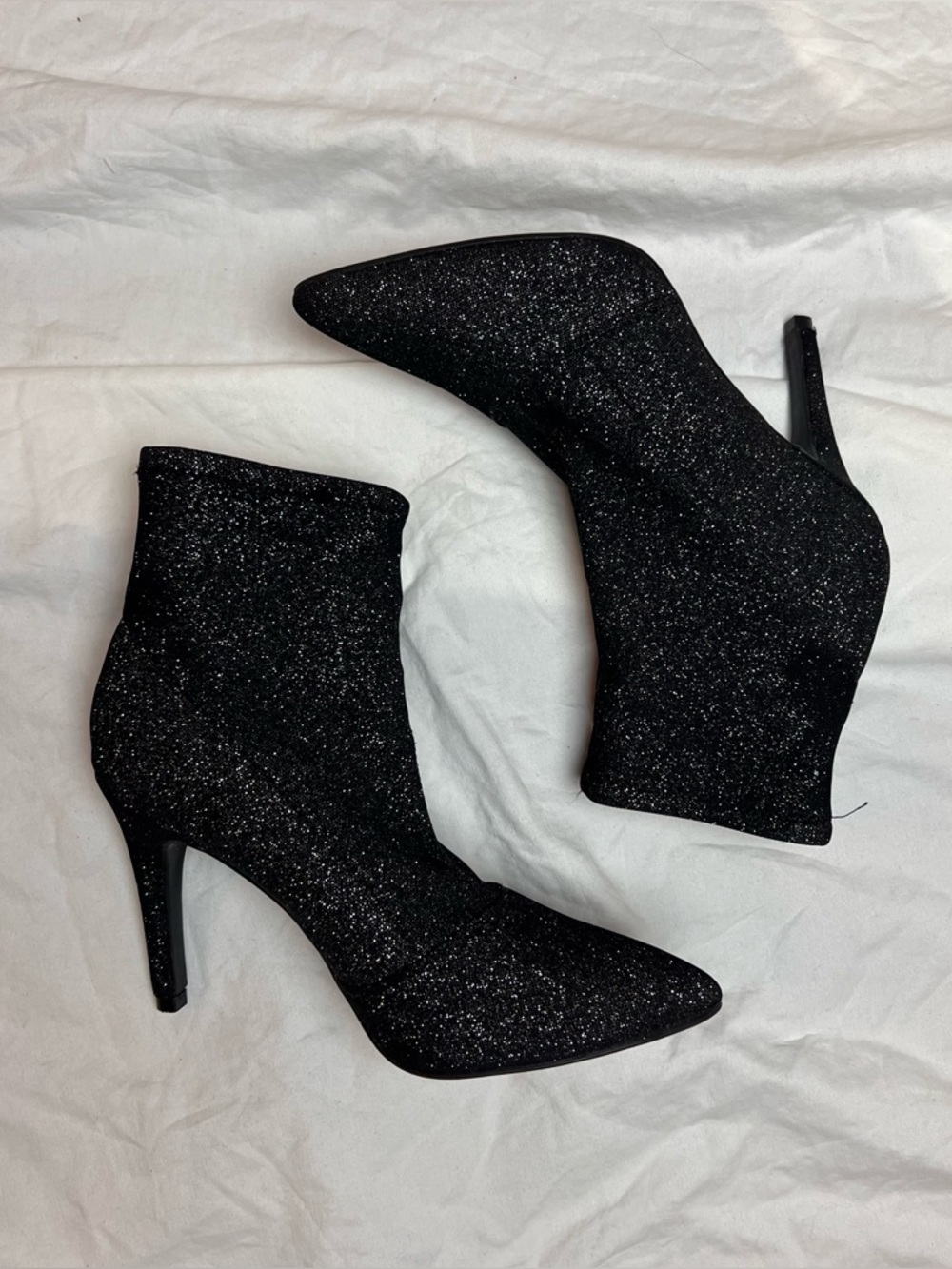 Brash Sparkly Sock Ankle Bootie //size 6, true to size